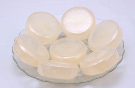 Kiếm tiền triệu từ xà bông dừa