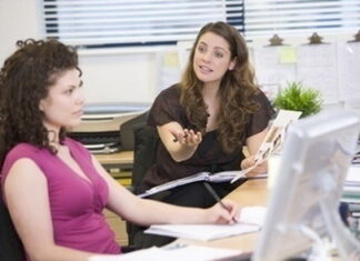 Bạn đang làm phiền đồng nghiệp?