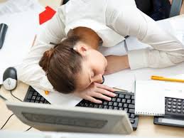 Cấm ngủ trưa trong văn phòng: Quá cần thiết!