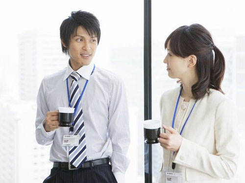 Nói lời hay ý đẹp được lòng đồng nghiệp