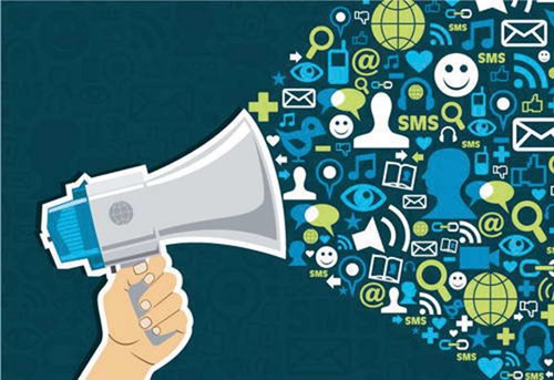 Khi khách hàng gây căng thẳng trên mạng xã hội