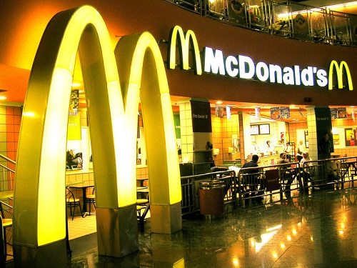 Chiến lược thành công của Starbucks và McDonald’s