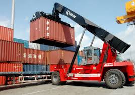 Công khai các doanh nghiệp xuất khẩu lao động bị rút phép
