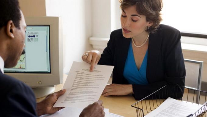 Làm gì khi nhận bản đánh giá công việc không tốt?