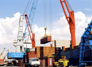 Nền kinh tế cần có kế sách để “cất cánh” trở lại