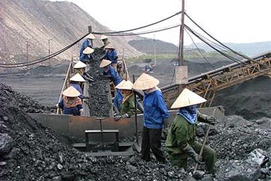 Thu nhập bình quân lao động ngành than chỉ đạt 7,2 triệu đồng/tháng!