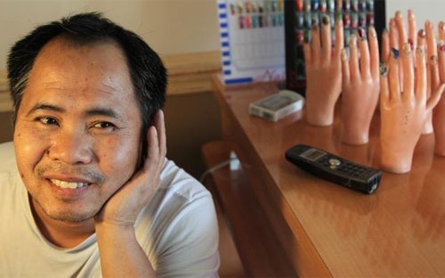 Người Việt đã thống trị nghề Nail ở Mỹ như thế nào?