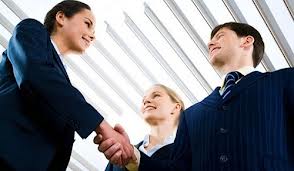 Thích đối ngoại, làm công việc nào?