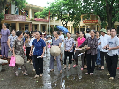 Hàng vạn người thất nghiệp nên làm gì?