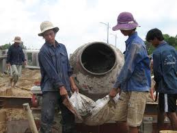 Nghề thợ hồ, nhọc nhằn mưu sinh