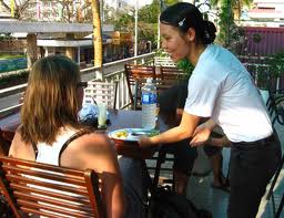 Sinh viên làm thêm: phải biết chọn mặt gửi vàng