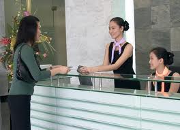 Tận tâm với khách hàng