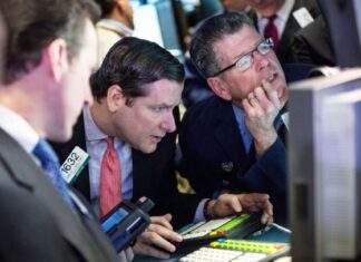 Trung Quốc, Nhật Bản đồng loạt rút vốn khỏi thị trường trái phiếu Mỹ