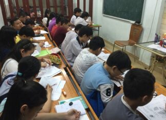 Vẫn luyện thi cấp tập trong tuyển sinh vào lớp 6: Kiểu gì cũng căng thẳng