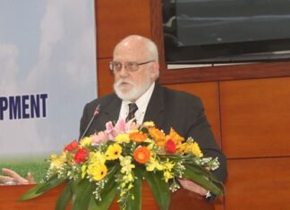 Việt Nam cần cải tổ toàn diện ngành lúa gạo