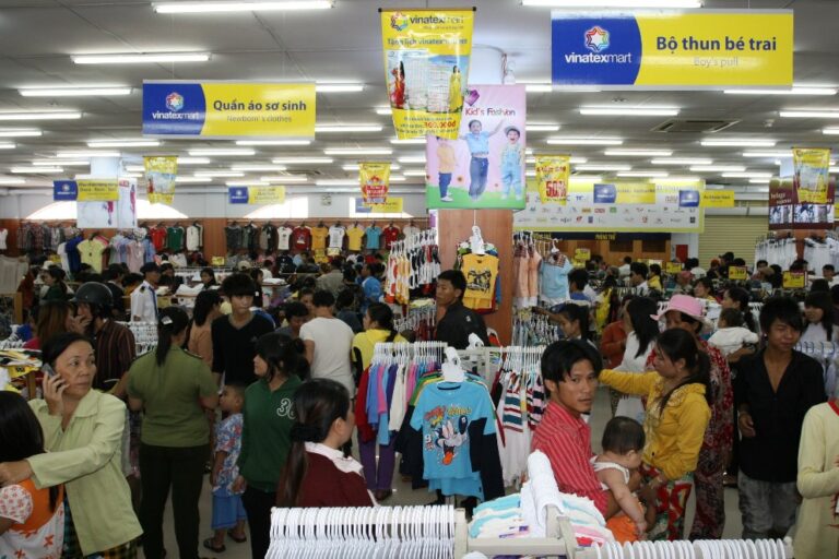 Vinatex: Tạo “sức bật” mới trên thị trường nội địa