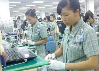 Vốn đầu tư nước ngoài vào VN chính thức vượt 10 tỉ USD