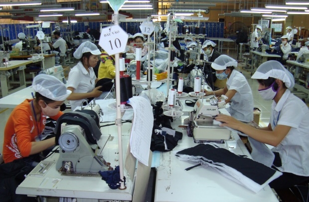Vốn ngoại dồn vào dệt may