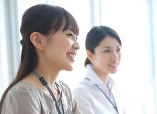 Buôn hàng ký gửi, dân văn phòng kiếm hơn lương
