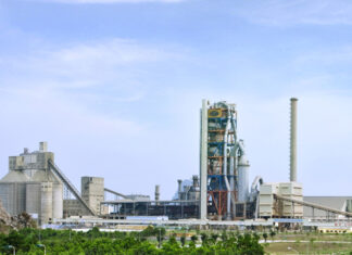 Với giá 1.000đ/cp, Viettel mua 70% Xi măng Cẩm Phả