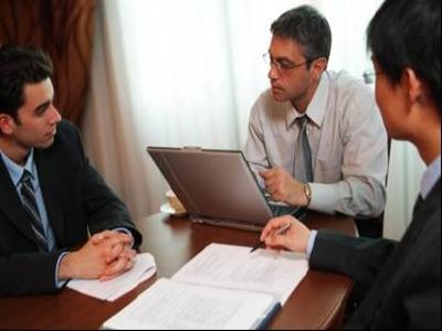 Xử lý những vấn đề do khoảng cách thế hệ gây ra