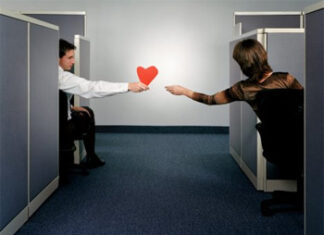 Yêu đồng nghiệp và những nguyên tắc cần biết