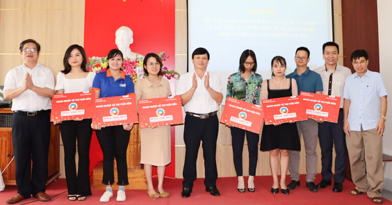 MISA hợp tác cùng UBND Hà Tĩnh hỗ trợ doanh nghiệp ứng dụng CNTT