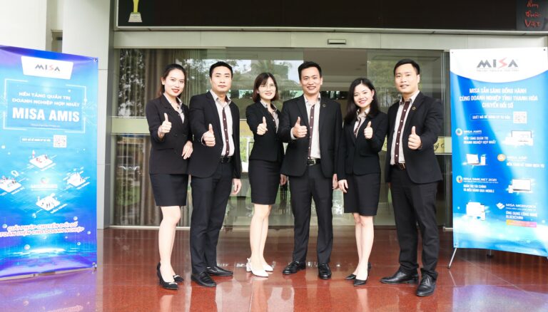 MISA chia sẻ nhiều kinh nghiệm hữu ích tại hội thảo về chuyển đổi số cho doanh nghiệp tỉnh Thanh Hóa