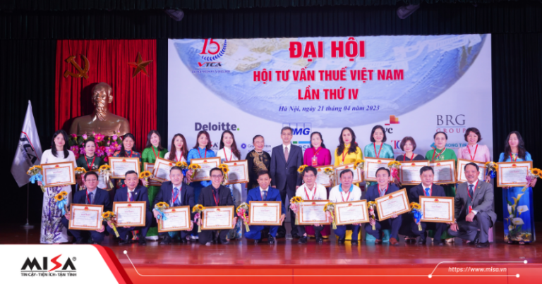 MISA vinh dự đón nhận bằng khen của Hội Tư vấn thuế Việt Nam